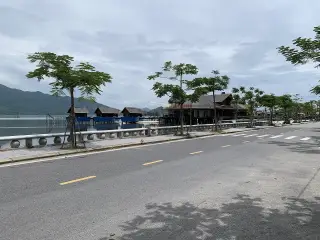 KURI Coffee Bar & Restaurant - Lăng Cô