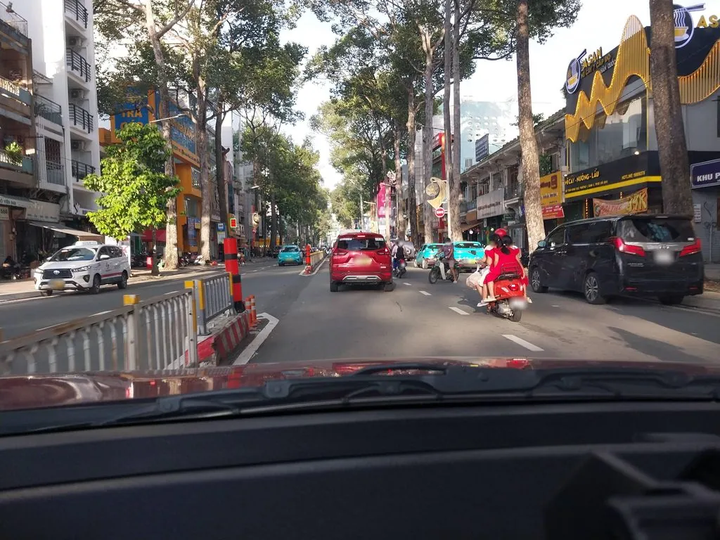 Lương Vy Beauty Tháp A Một Goldview