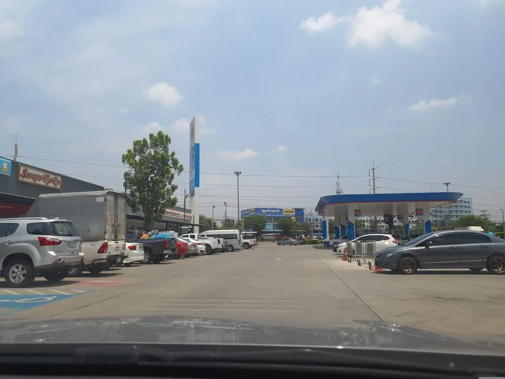 W Car Wash by Wizard