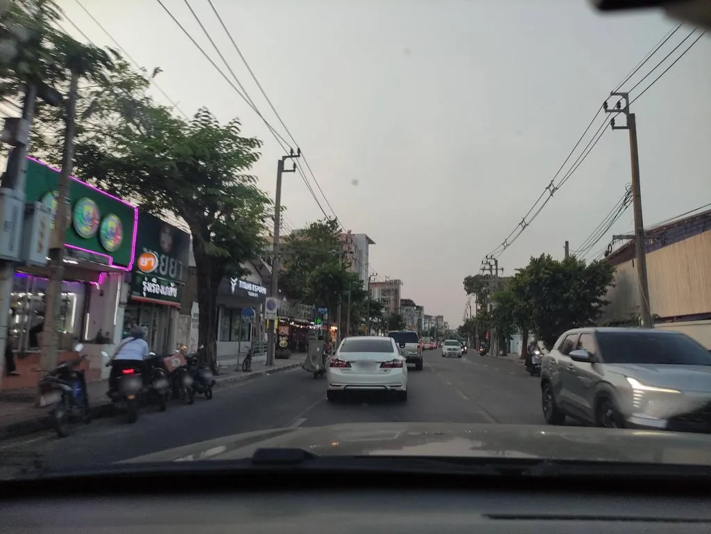 BAN KHUN LUNG Cafe & Coffee