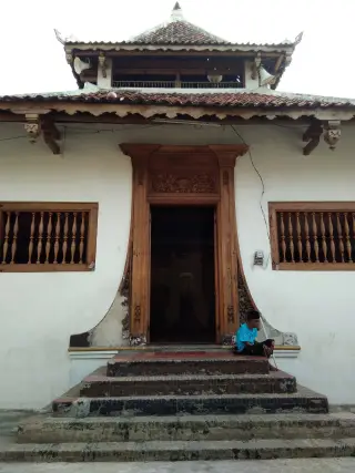 Jami' Angke Al-Anwar Mosque — фото 2