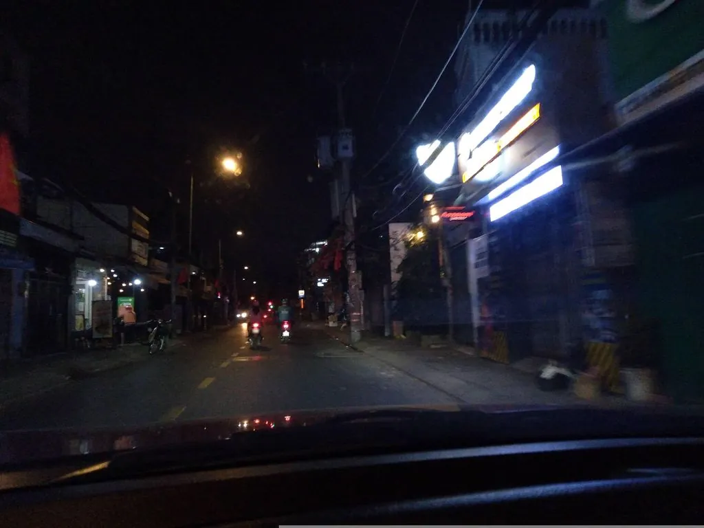 Đường Đặng Nguyên Cẩn.