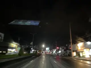 Quang Hùng Mobile