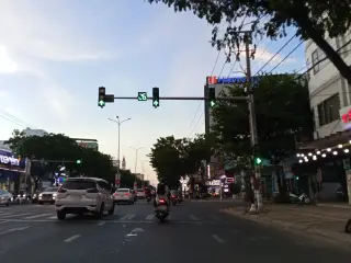 Nhà đất Việt