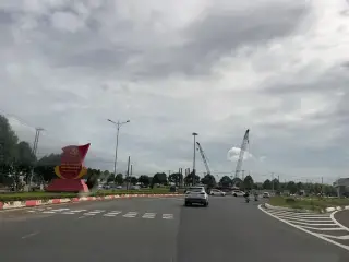 Nhà Sách Đông Quân