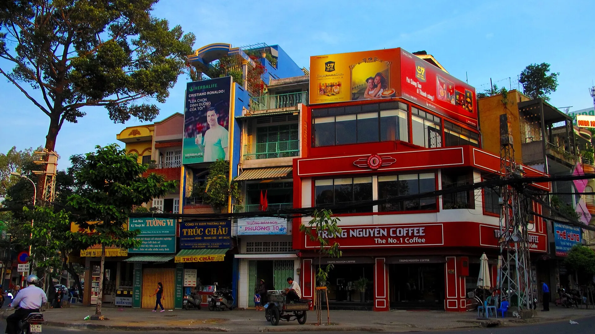 Vòng xoay ngã 7 Lý Thái Tổ