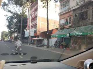 Sân Banh Mini Cộng Hoà Garden