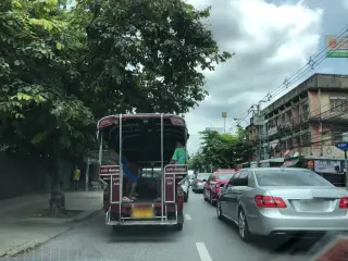 2 Phi Nxng Khawtm Kuy