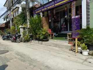 Mr Green Restaurant