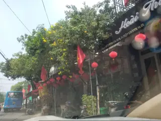 Tiệm trà sữa CÔ TY