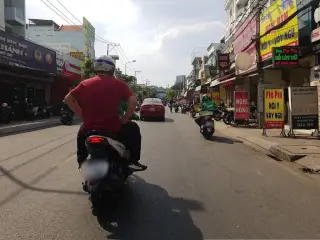 Hồng Trà Ngô Gia