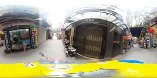 Đồ ăn vặt Hà Nội