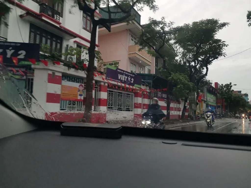 Hải sản Biển đông 3 - Linh Đàm
