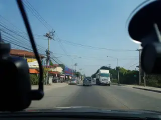 Rs Ceriy Khaw Hmk Ki - Sup Hang Waw Roti Cha Chak Halal