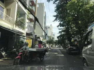 Tiệm nhà Mỹ Liên