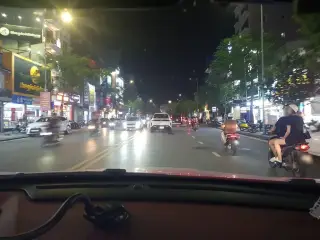 Nhà Hàng Lâm Viên