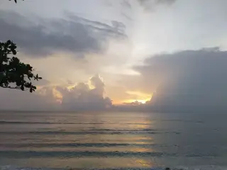 Klui Beach