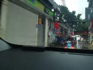 Tủ Trưng Bày Bánh