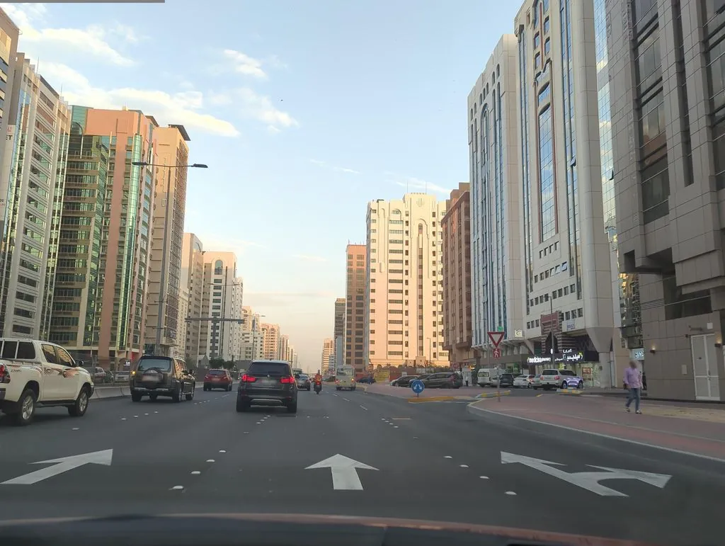 Al Mandi & Al Madhbi House