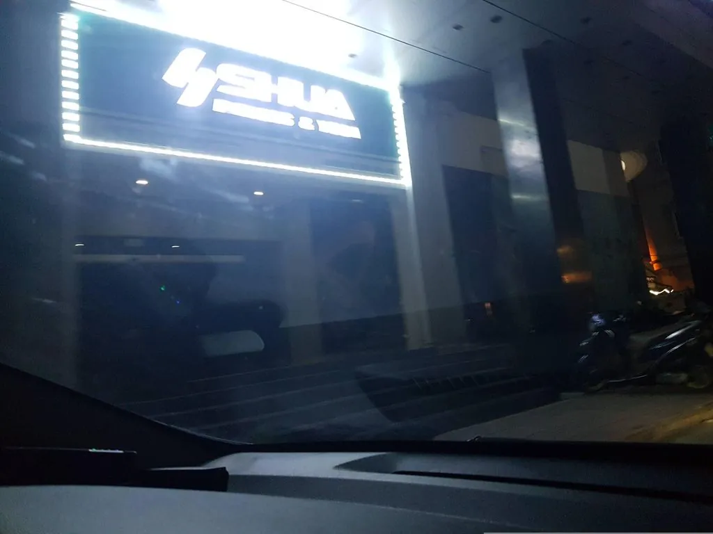 Thuỳ Linh Cosmetic Store