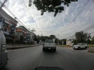 Mee SEN Kwy Cab Weiydnam