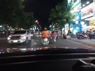 Gà Ta Tam Kỳ Thủy Tiên