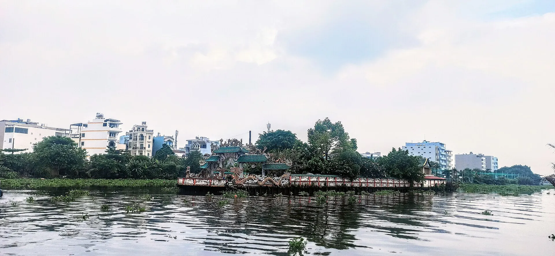Phù Châu miếu (Miếu Nổi)