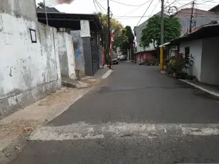 Warung Nasi Cimadu Bonas V (Warteg Internasional)