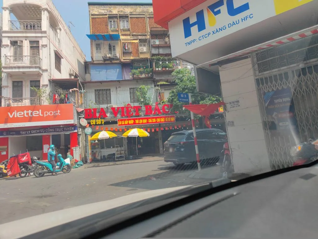 Bia Việt Bách cơ sở 3