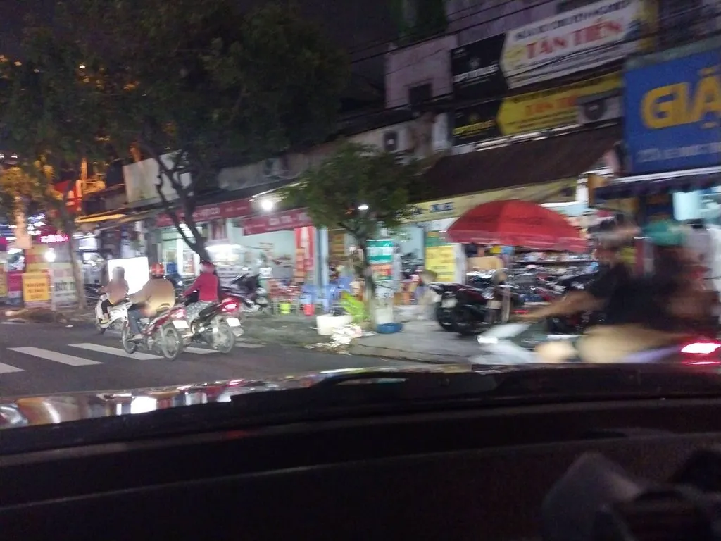 Lẩu Dê Tài Ký