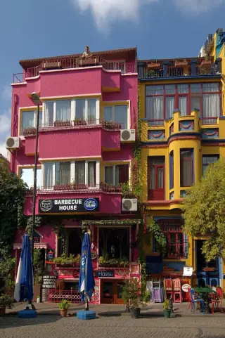 Barbeku House