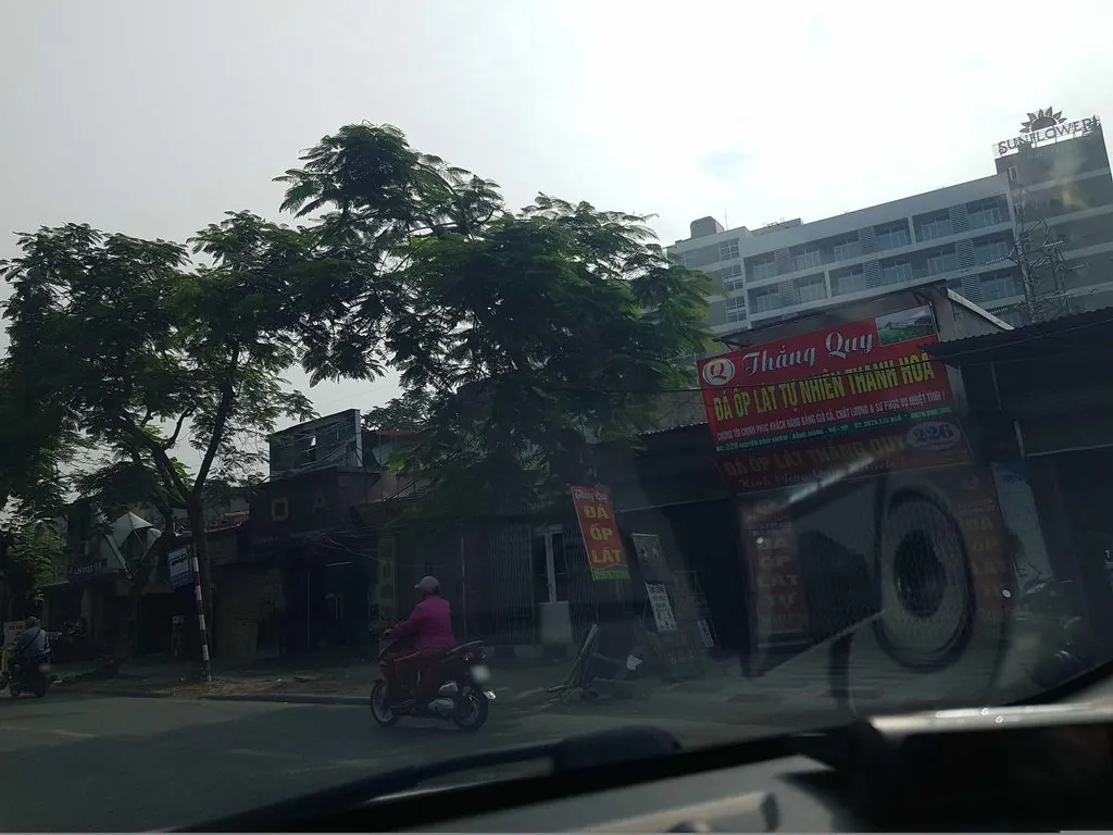 Tiệm Sửa Xe Nhật Chinh Motor