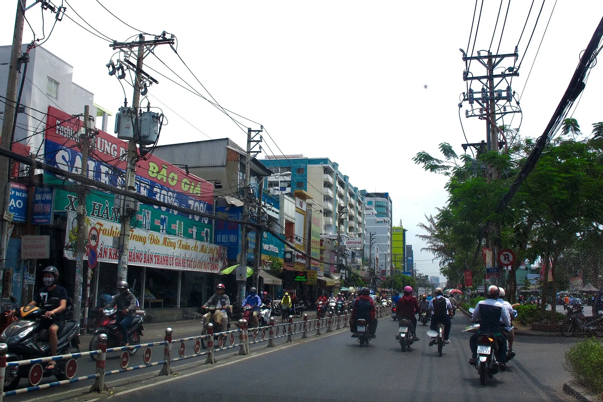 Mua Laptop Cũ ở TPHCM