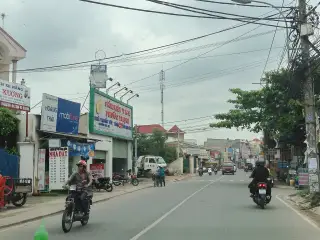 Vận chuyển xà bần,đập phá nhà cũ,San lấp mặt bằng THANH TUNG