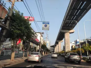 Khraw Khn Lung Kruakonlung