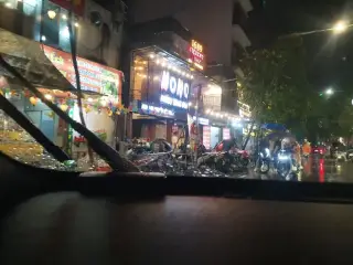 BúnlẩuriêuCôNga