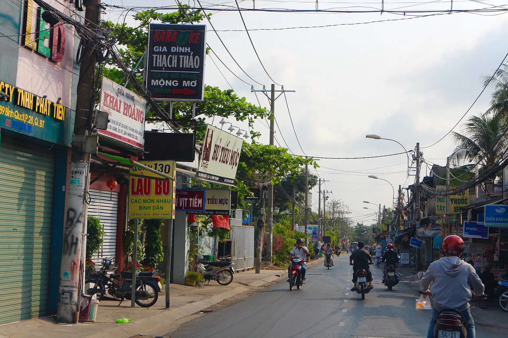 Cafe Đủng Đỉnh Bình Qưới
