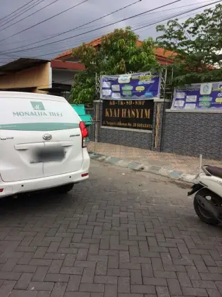 SMP Kyai Hasyim