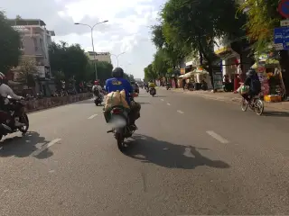 Cửa Hàng tiêu Dùng Thái Lan