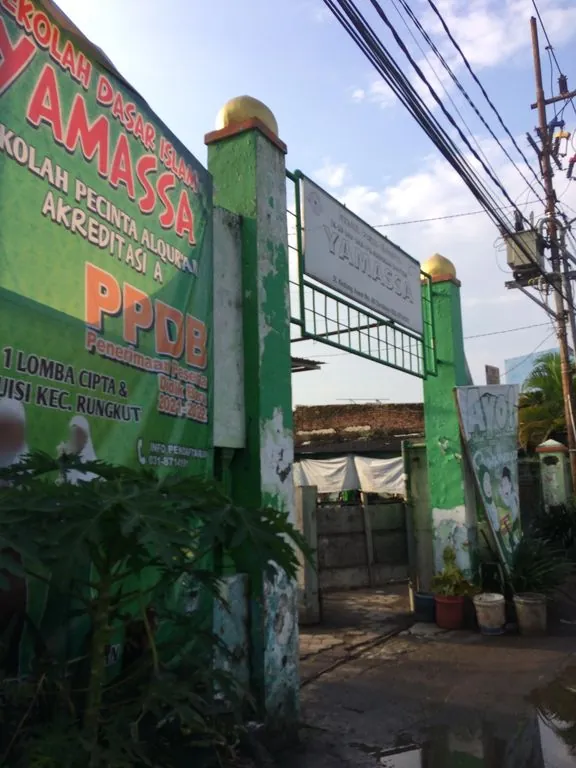 Kedai Alang - Alang
