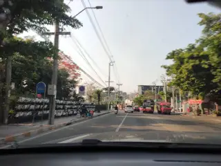 ก๋วยเตี๋ยวชายคลอง