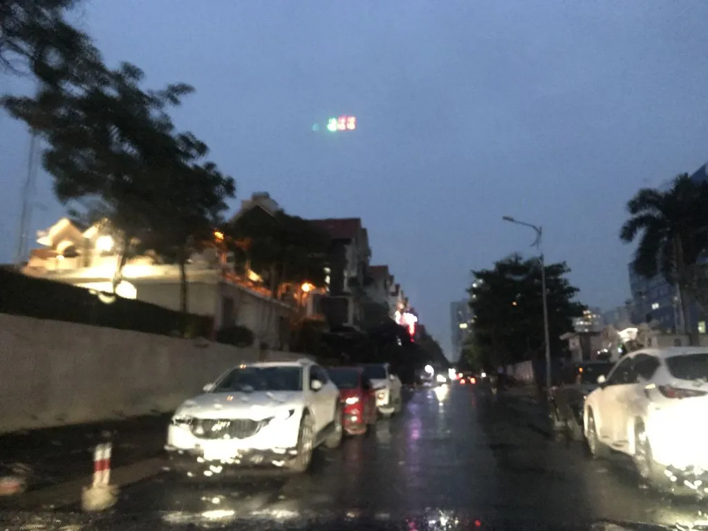 Sunrise Plaza