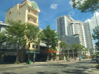 Nha khoa HuyenLe - HuyenLe Dental Clinic