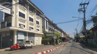 Rth Mxtexrsikh Mux Sxng Cheiynghim Ran Daeng Sexrwis