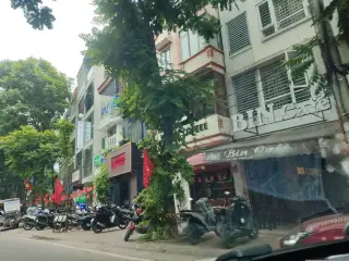 Trạm Sushi