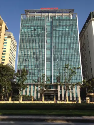 Bác sĩ Luyến - Viện Đại Học Y