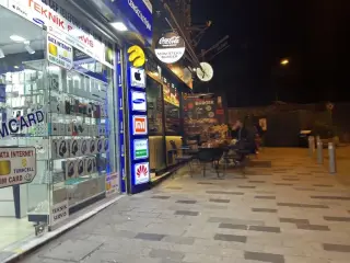 Pera Eczanesi