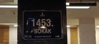 İzmir Alsancak K.şehitleri Macrokiosk — фото 3