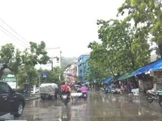 Banzaan Fresh Market