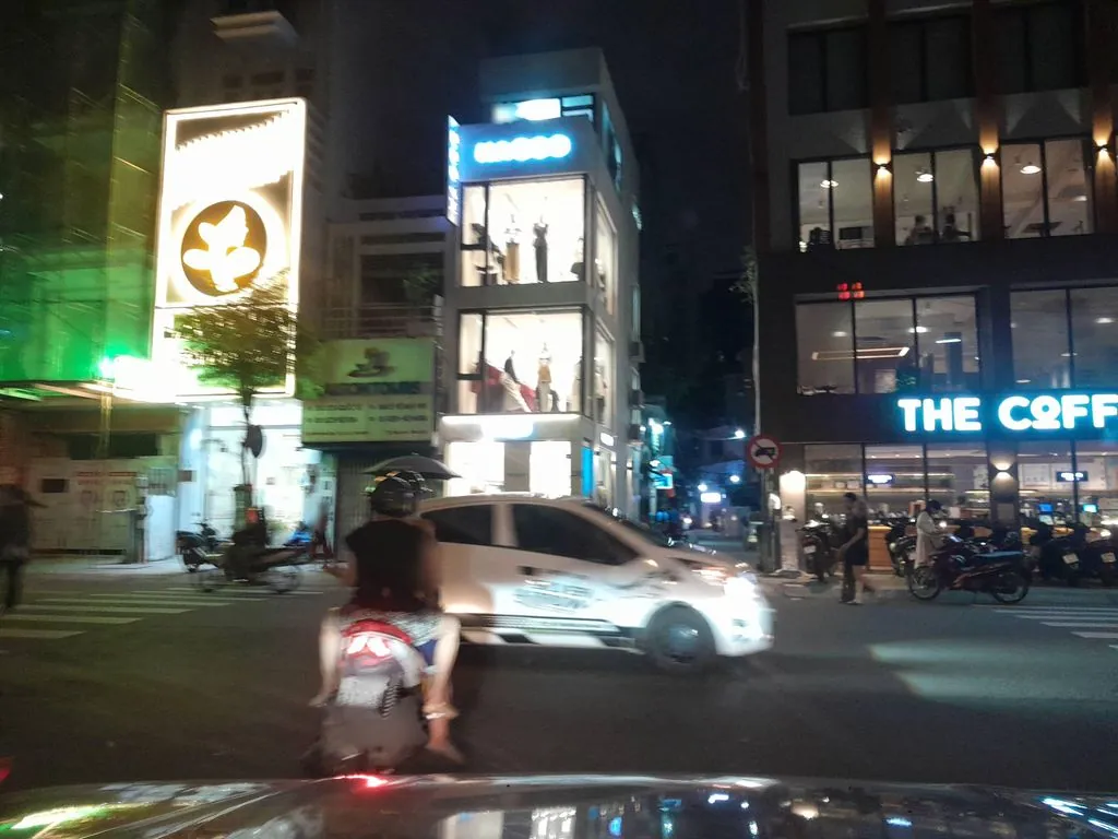 T-Coffee 200B Võ Văn Tần, Q3